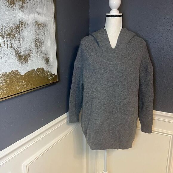 Christian Dior J'ADIOR 8' Hooded Cashmere Sweater with Rear Signature - Picture 3 of 13